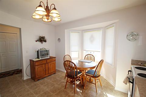 6350 Queens Ct, Flushing, MI 48433 photo 7