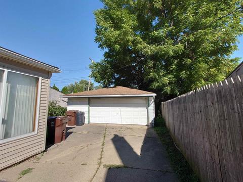 3829 S Hubbard St, Wayne, MI 48184 photo 3