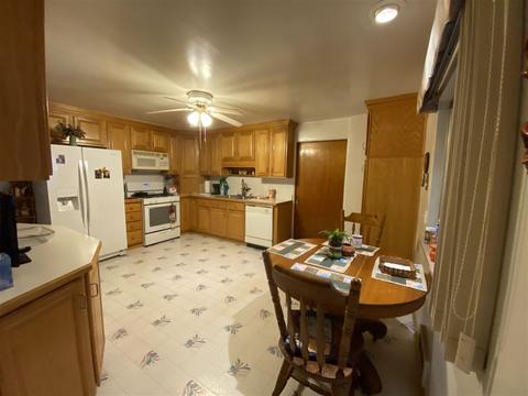 1198 Howard St, Mount Morris, MI 48458 photo 9