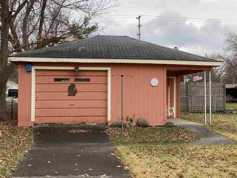 1198 Howard St, Mount Morris, MI 48458 photo 3