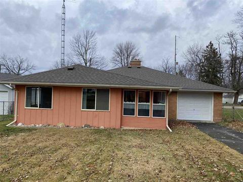1198 Howard St, Mount Morris, MI 48458 photo 2