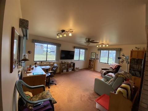 1198 Howard St, Mount Morris, MI 48458 photo 5