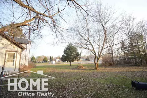 137 N Main, Bancroft, MI 48414 photo 6