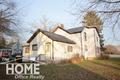 137 N Main, Bancroft, MI 48414 photo 2