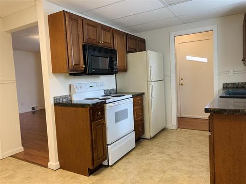 1401 Jay, Midland, MI 48640 photo 2