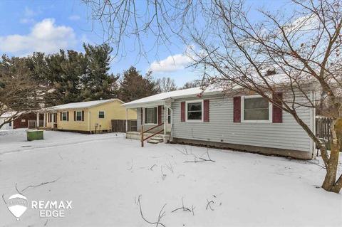 426 Wild Oak Ln, Perry, MI 48872 photo 4