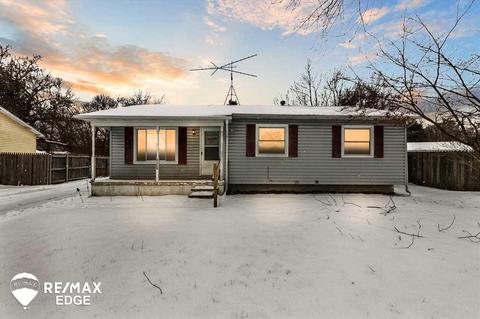 426 Wild Oak Ln, Perry, MI 48872 photo 1