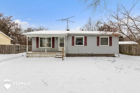 426 Wild Oak Ln, Perry, MI 48872 photo 3