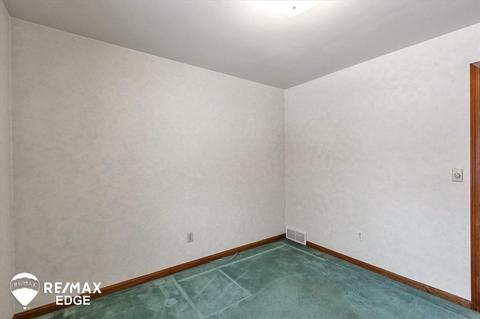 426 Wild Oak Ln, Perry, MI 48872 photo 16