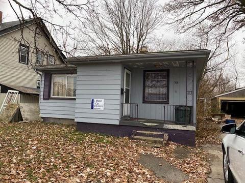 318 E Myrtle Ave, Flint, MI 48505 photo 1