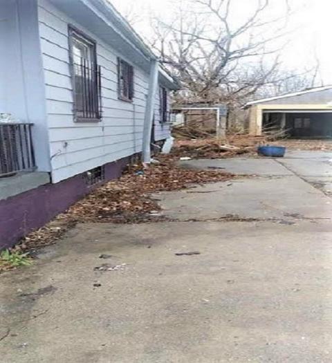 318 E Myrtle Ave, Flint, MI 48505 photo 4