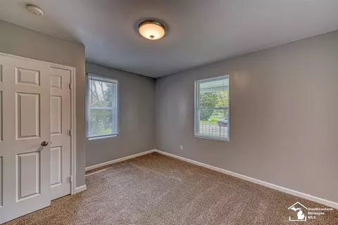 709 E 3rd, Monroe, MI 48161 photo 7