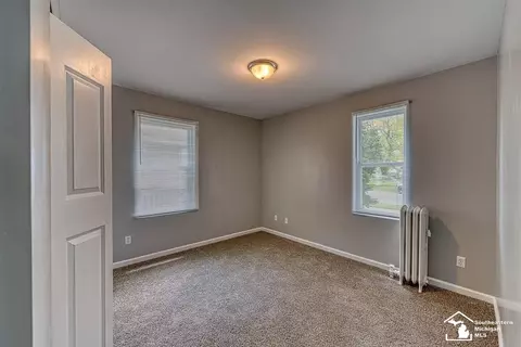 709 E 3rd, Monroe, MI 48161 photo 10
