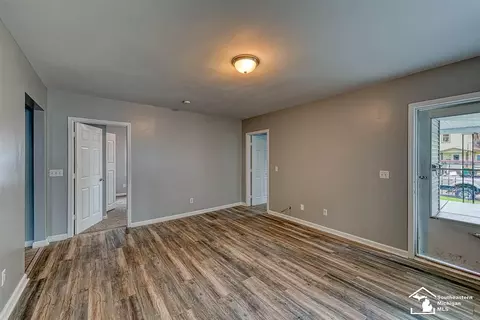 709 E 3rd, Monroe, MI 48161 photo 4