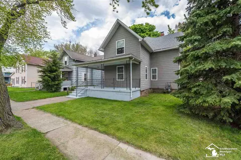 709 E 3rd, Monroe, MI 48161 photo 3