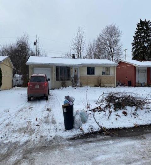 6129 Cypress Dr, Mount Morris, MI 48458