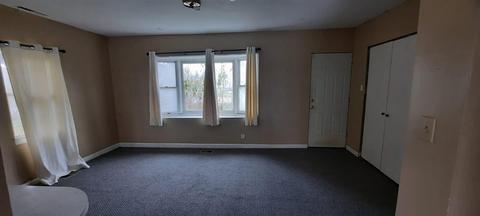 2084 Morrish, Burton, MI 48519 photo 3