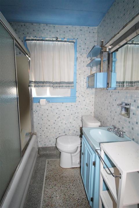 833 E Wellington Ave, Flint, MI 48503 photo 15
