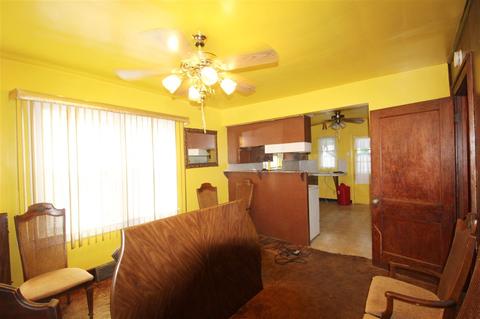 833 E Wellington Ave, Flint, MI 48503 photo 9