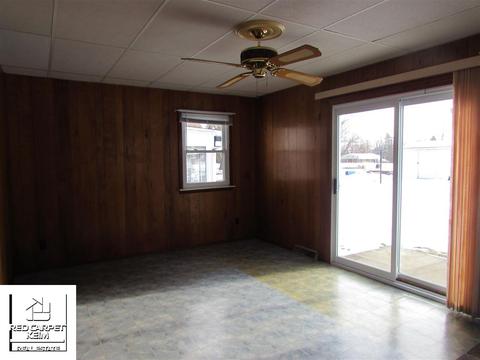 8282 E Coldwater Rd, Davison, MI 48423 photo 9