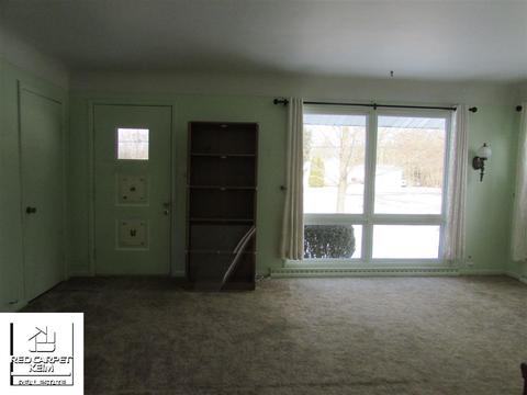 8282 E Coldwater Rd, Davison, MI 48423 photo 2