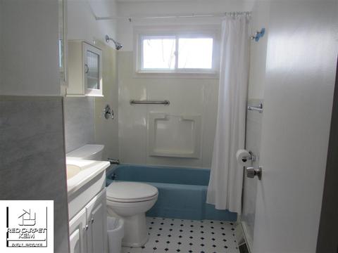 8282 E Coldwater Rd, Davison, MI 48423 photo 10