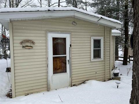 3939 Starr, Harrison, MI 48625 photo 3