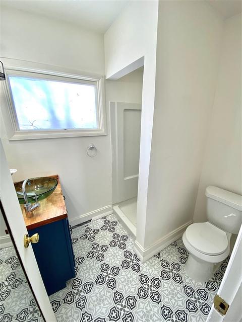 610 Burroughs Ave, Flint, MI 48507 photo 16