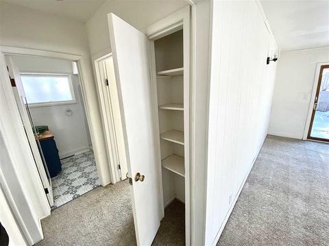 610 Burroughs Ave, Flint, MI 48507 photo 11