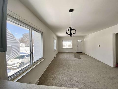 610 Burroughs Ave, Flint, MI 48507 photo 4
