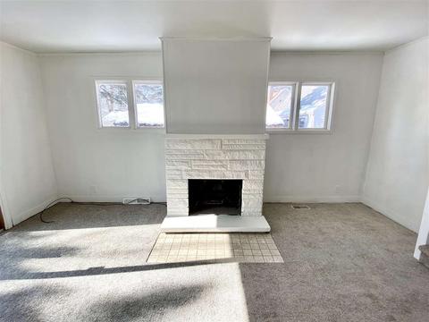 610 Burroughs Ave, Flint, MI 48507 photo 9