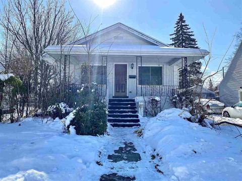 610 Burroughs Ave, Flint, MI 48507 photo 1