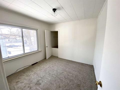610 Burroughs Ave, Flint, MI 48507 photo 14