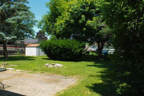 201 E Perry St, Durand, MI 48429 photo 3