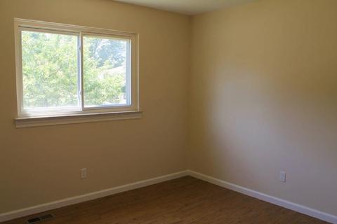 201 E Perry St, Durand, MI 48429 photo 19