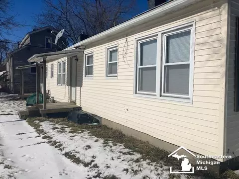 1260 E 5th, Monroe, MI 48161 photo 2