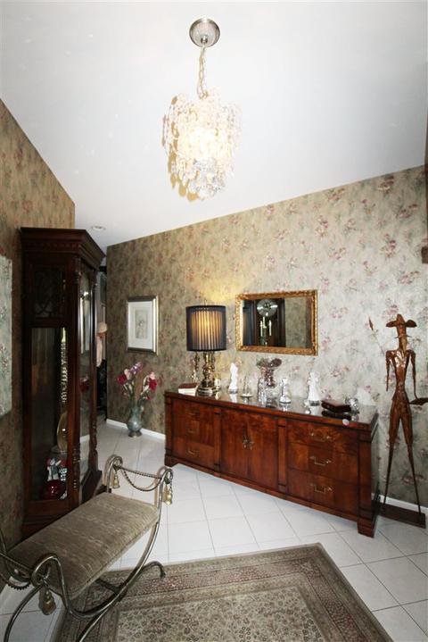 1500 Durango Ct, Flint, MI 48532 photo 3