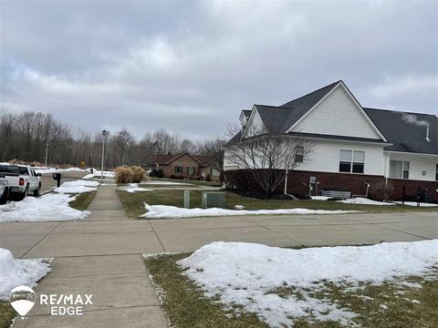 9123 Pembrook Dr, Davison, MI 48423 photo 42
