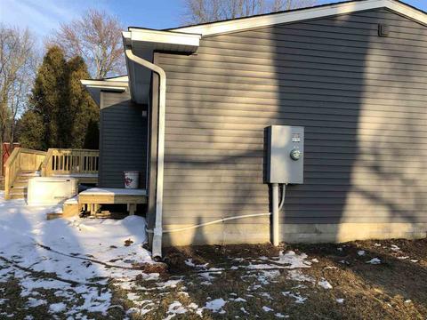 9412 Stanley, Flushing, MI 48433 photo 3