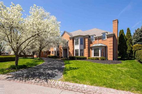 24 Orchard, Grosse Pointe Farms, MI 48236