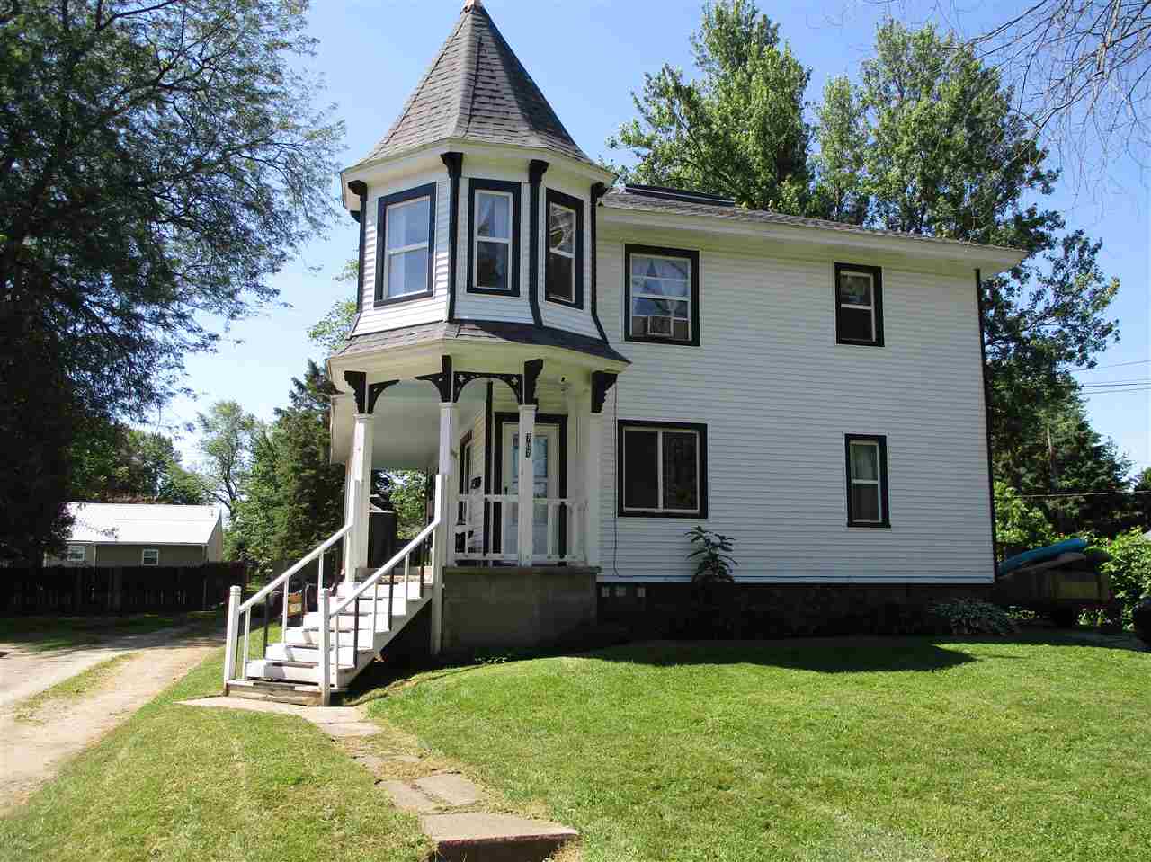 707 W MAIN ST  