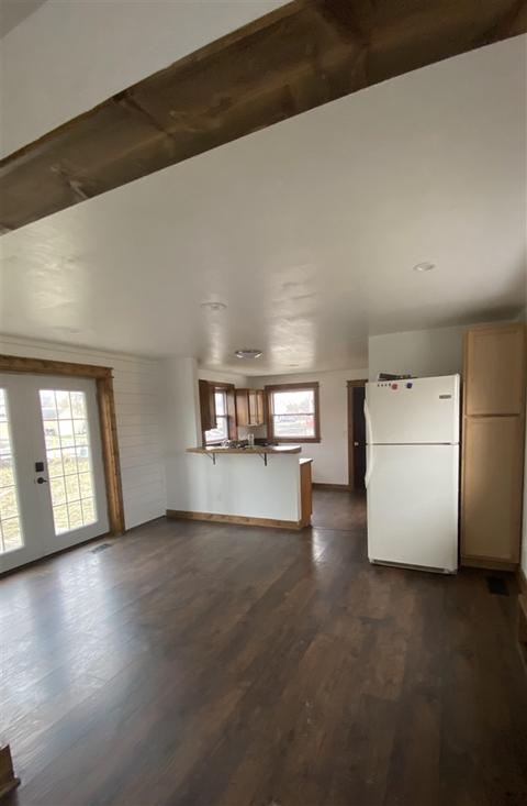 429 E Howard, Owosso, MI 48867 photo 4