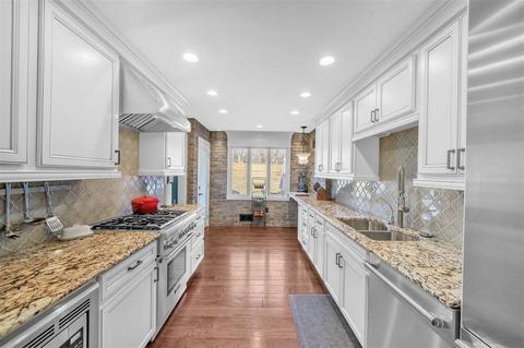 2214 Radcliffe Ave, Flint, MI 48503 photo 9