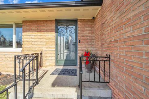 2214 Radcliffe Ave, Flint, MI 48503 photo 2