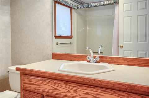 8307 Potter, Flushing, MI 48433 photo 32