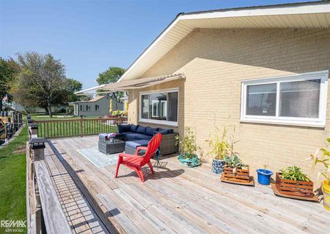 10081 St John Dr, Algonac, MI 48001 photo 27