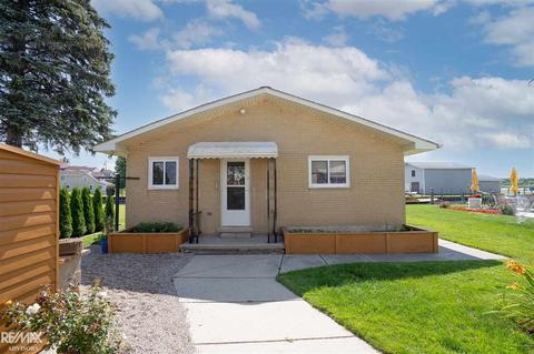 10081 St John Dr, Algonac, MI 48001 photo 7