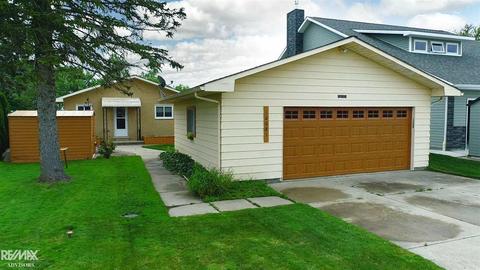 10081 St John Dr, Algonac, MI 48001 photo 31