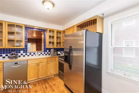 853 Neff, Grosse Pointe, MI 48230 photo 6