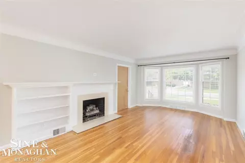 853 Neff, Grosse Pointe, MI 48230 photo 3